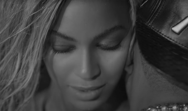 Beyonce Accused Of Skin Bleaching After Pics Of Her Looking Like 'White ...