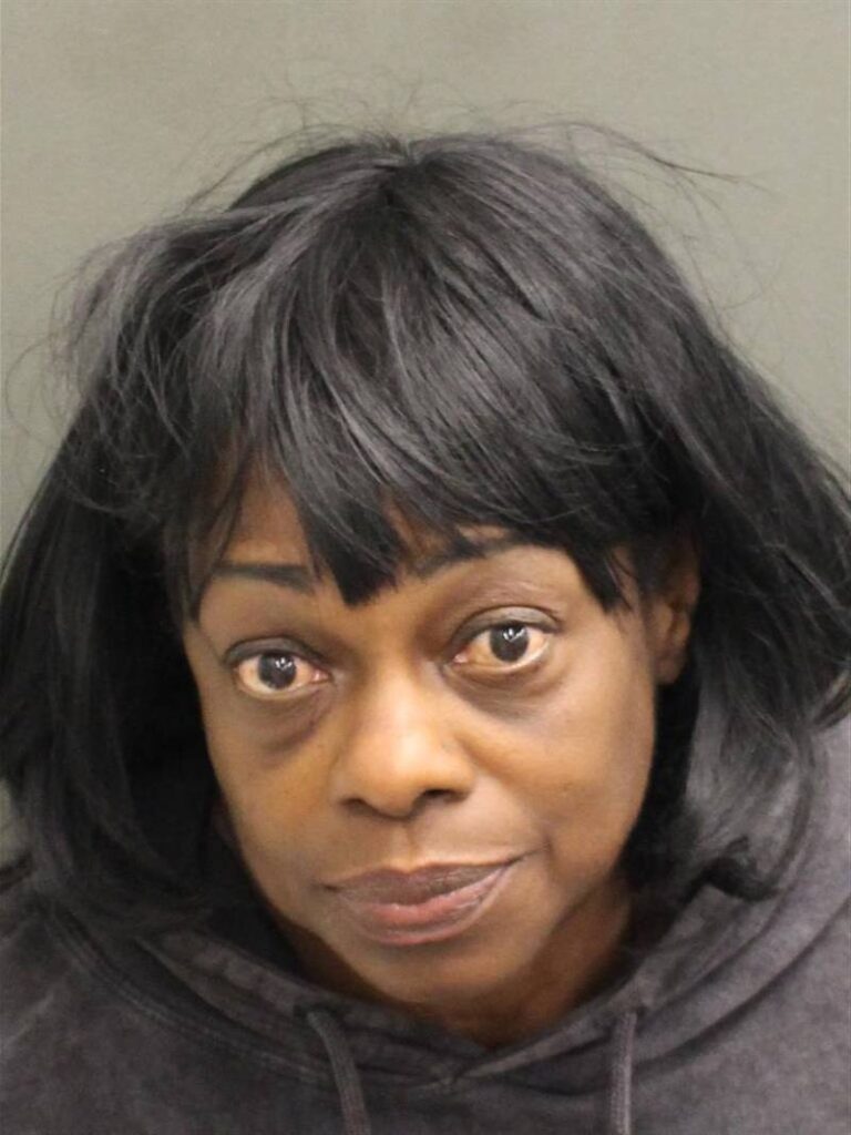 R&B Singer Sammie’s Mother Allegedly Shot WOMAN In Stomach … Charged w/ 2nd Degree Murder!!