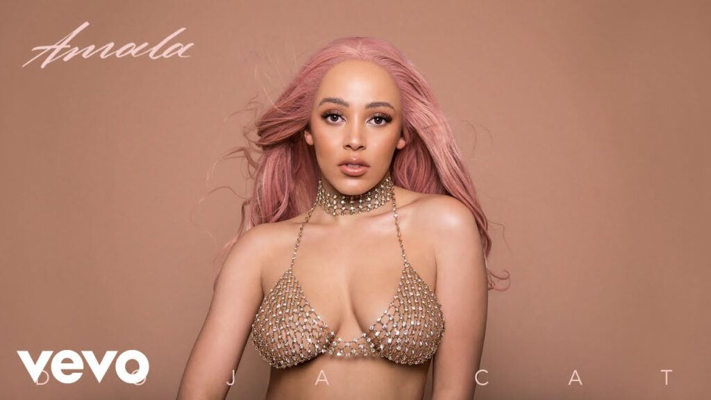 Doja Cat UNVEILS Her Brand New Body … After Undergoing A Breast REDUCTION!!