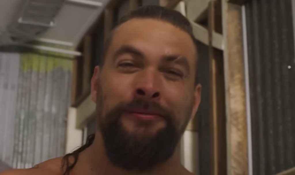 Actor Jason Momoa Shows Off His Bare Cakes In Cheeky New Workout Video Watch Media 7417