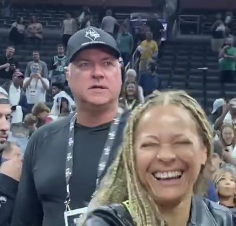 Steph Curry's Dad, Dell, Has Re-Married After Divorcing Sonya, The Spun
