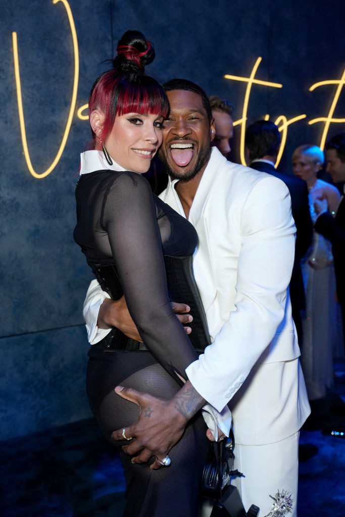 Usher And New Babys Mother Got SECRETLY MARRIED In Vegas Hours